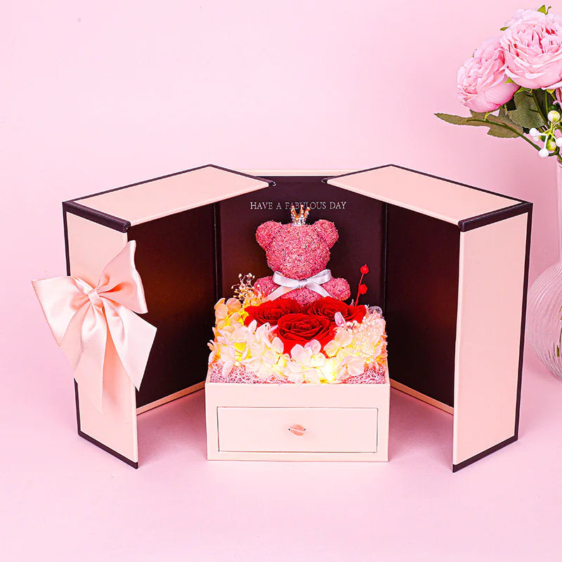 Little Bear Preserved Fresh Flower Gift Box – A Heartwarming Valentine’s Day Surprise